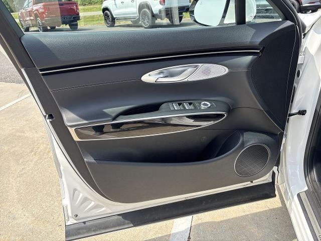 2025 Genesis GV70 2.5T
