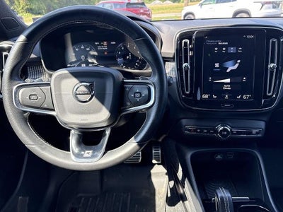 2019 Volvo XC40 R-Design