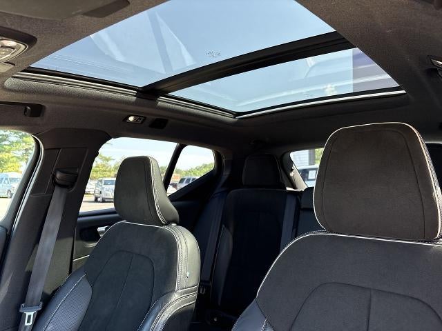 2019 Volvo XC40 R-Design