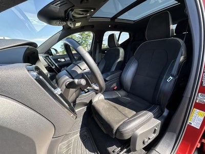 2019 Volvo XC40 R-Design