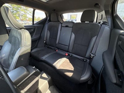 2019 Volvo XC40 R-Design