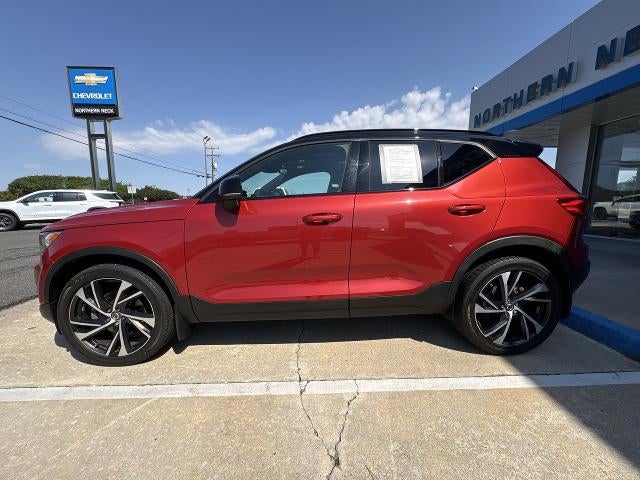 2019 Volvo XC40 R-Design